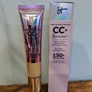 IT Cosmetics cc cream illuminating in shade light